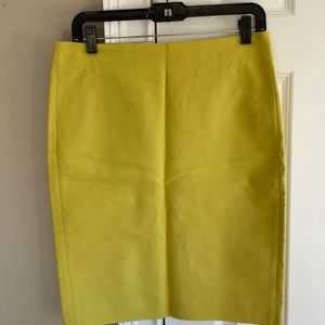 Like new chartreuse pencil skirt, size 6